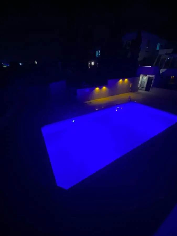 איה נאפה Peach Seaview 3 Bedroom Apartment